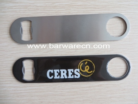 gepersonaliseerde metalen bar flesopener met epoxylogo 