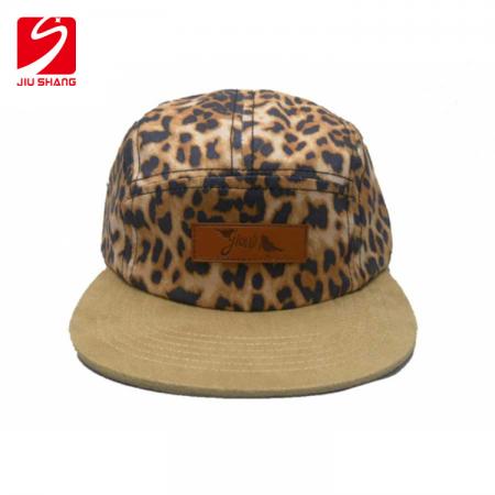 populaire 5-panelen natuurlijke katoenen snapback hoed met leder patch 